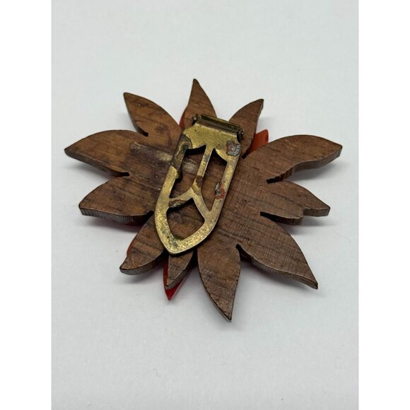 Vintage wood plastic red flower dress clip - Picture 5 of 6